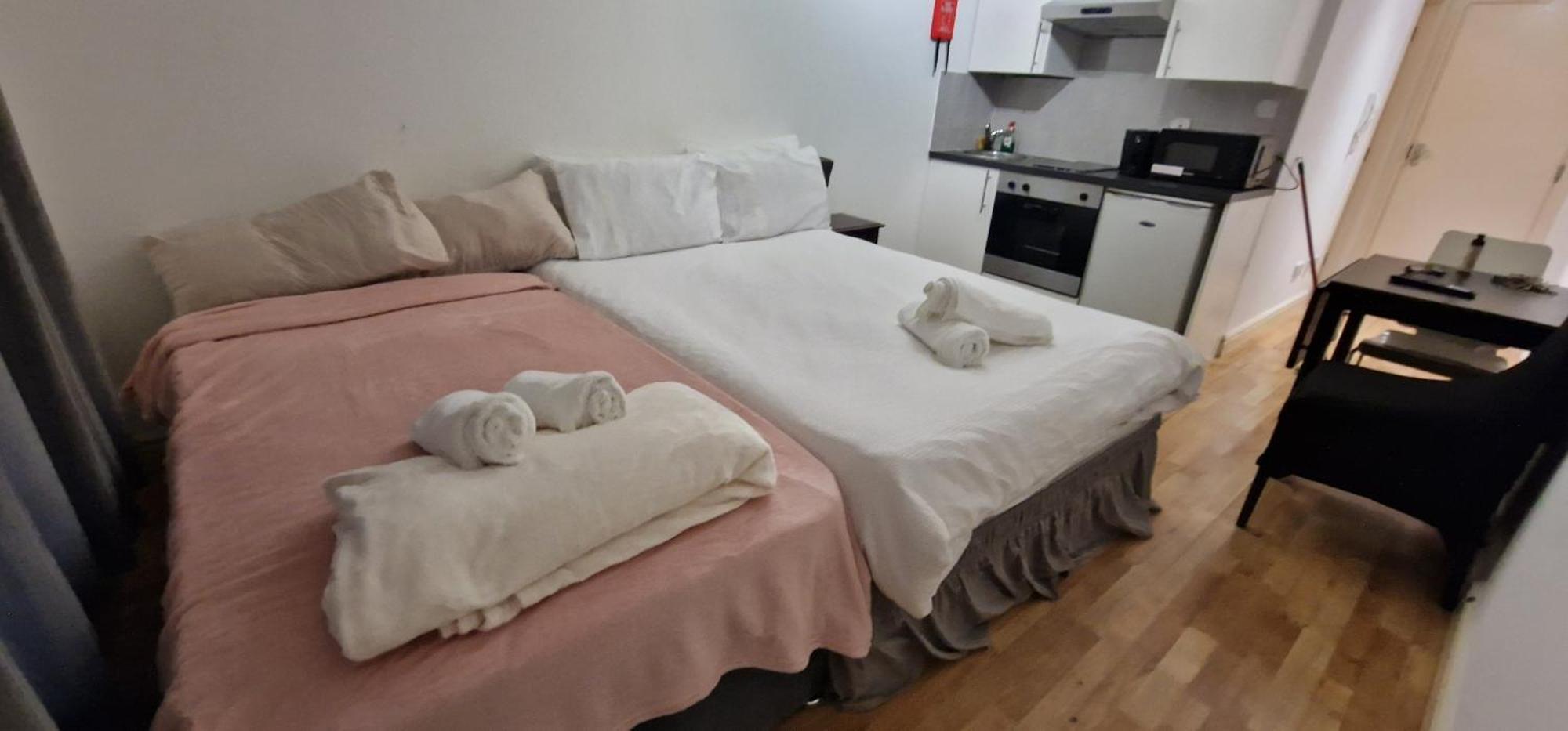 Urban Retreat In Apartment