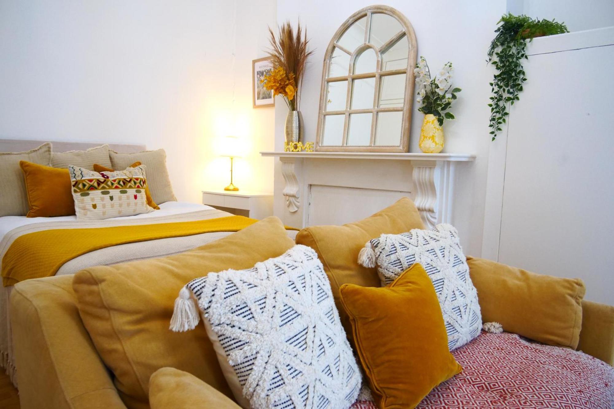 Bright Garden Studio! *