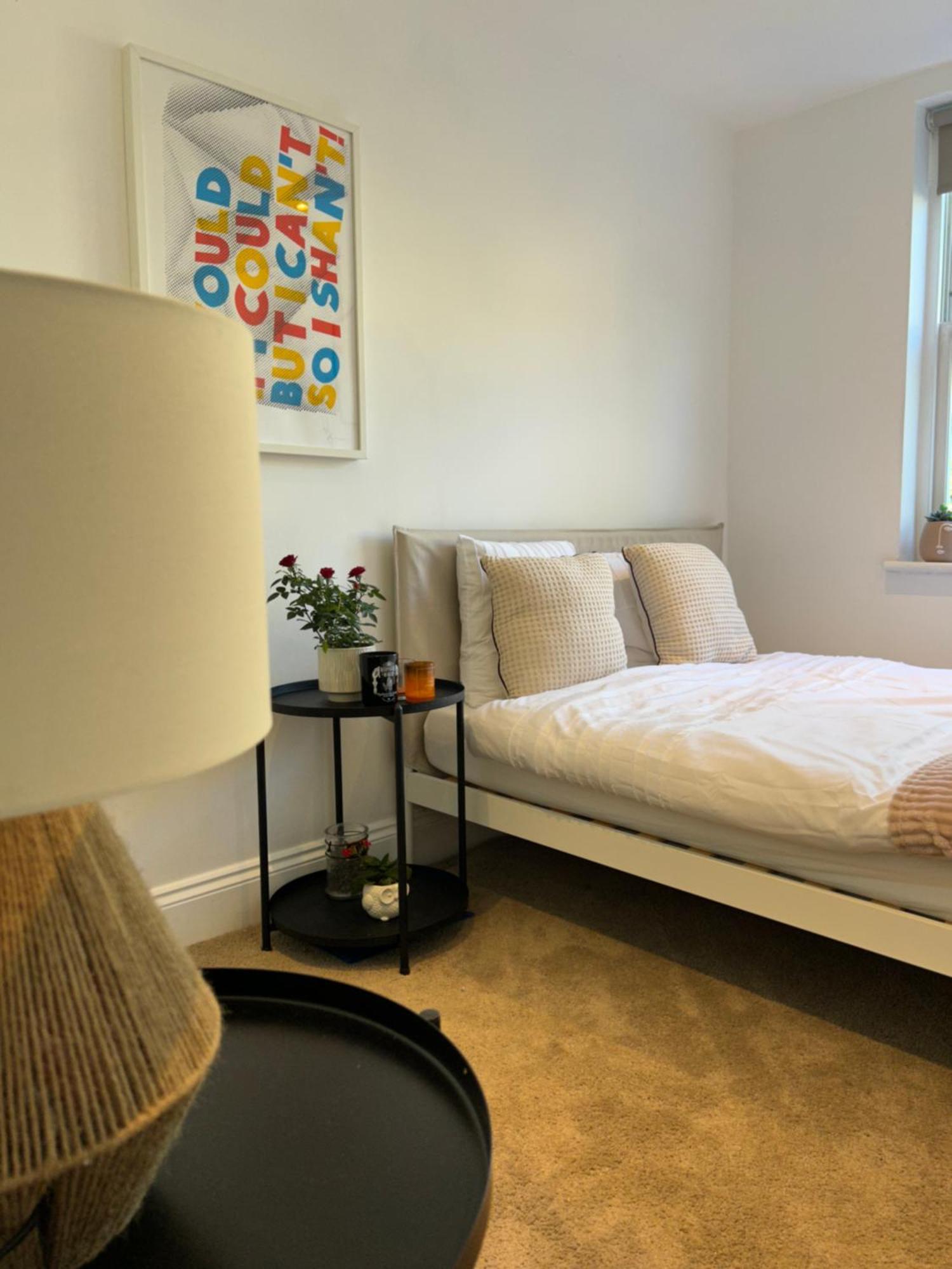 2 Bedroom Kennington House Apartment