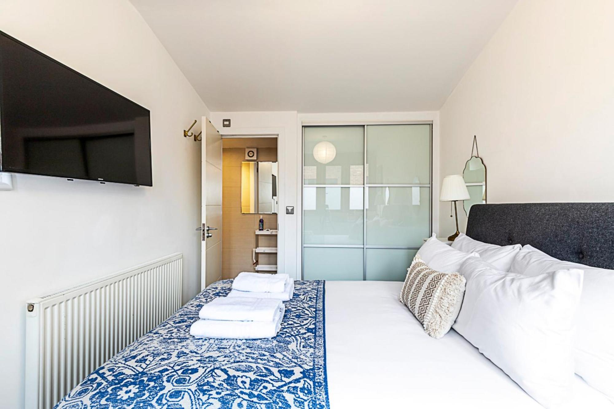 Modern Airy 2-bed Gem In Trendy Stoke Newington * London