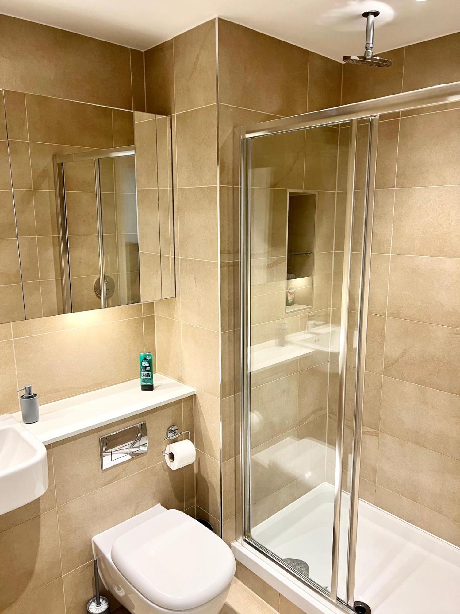 Apartamento Luxury 2 Bed 2 Bath Zone Two Londres
