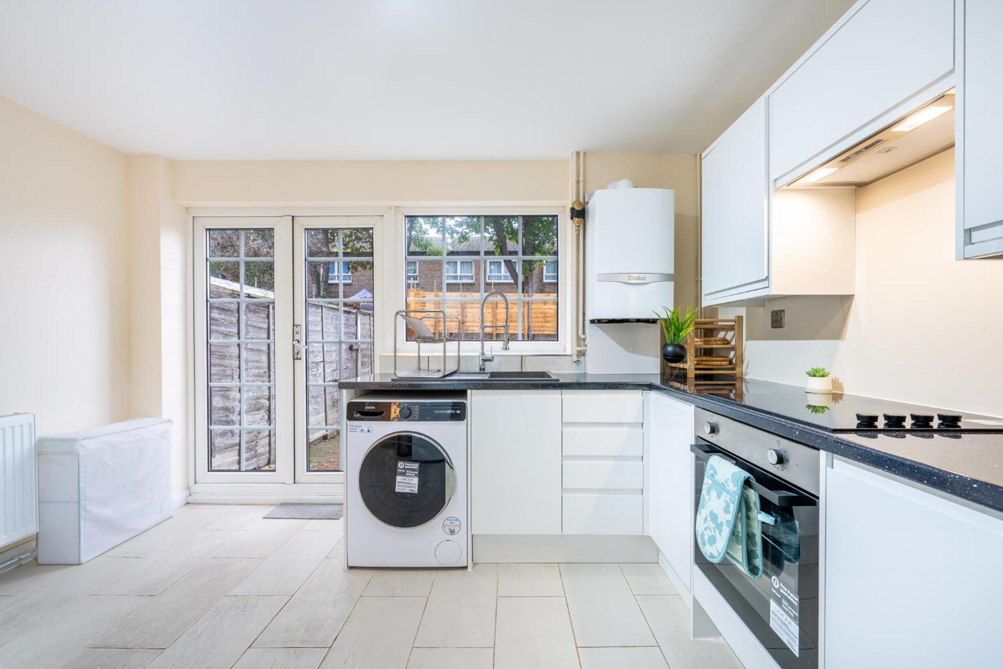 Ferienhaus Wilkinsons Home-free Parking, Perfect For Contractors & Weekend Getaways, Near Airport & Excel