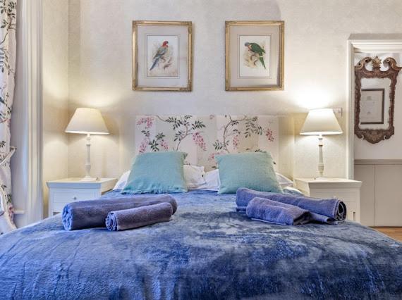 Chelsea Snug With Garden Apartment London