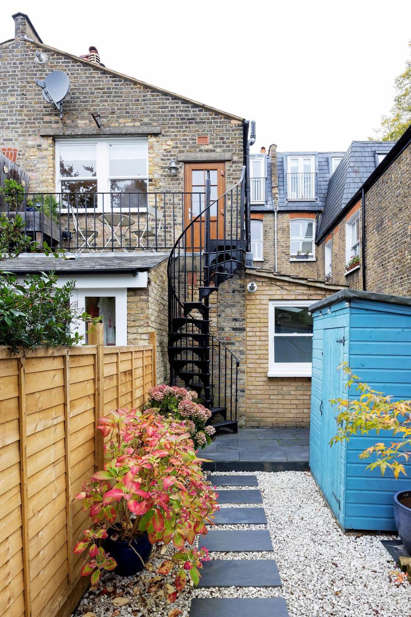 Veeve - Tantalising In Teal London