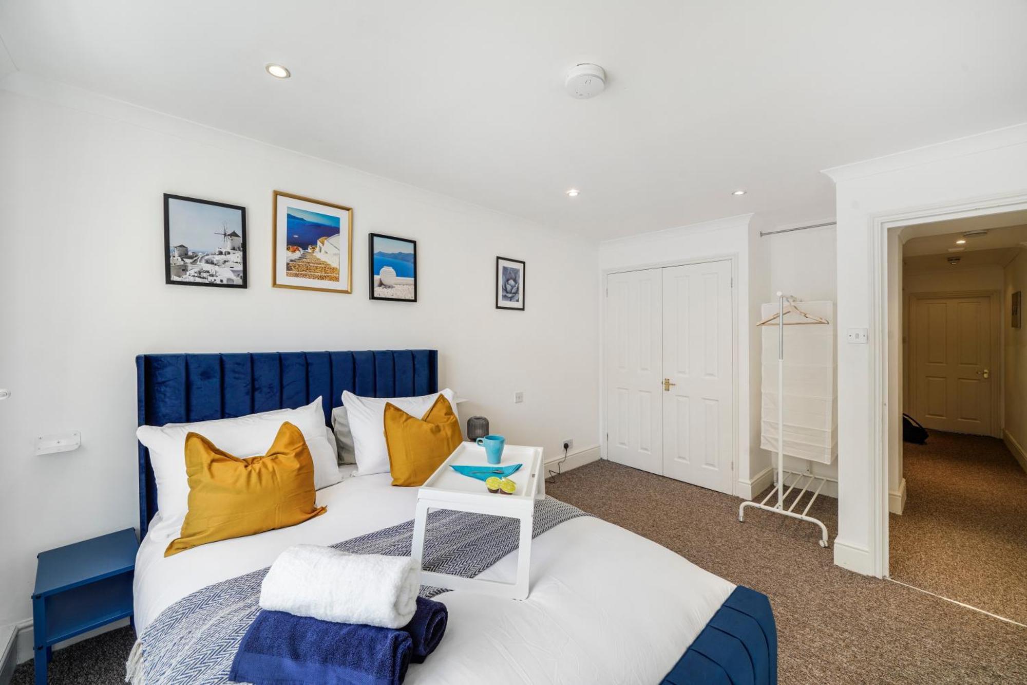 1br & 2br Apts By Livestay Short Lets & Serviced With Free Wifi