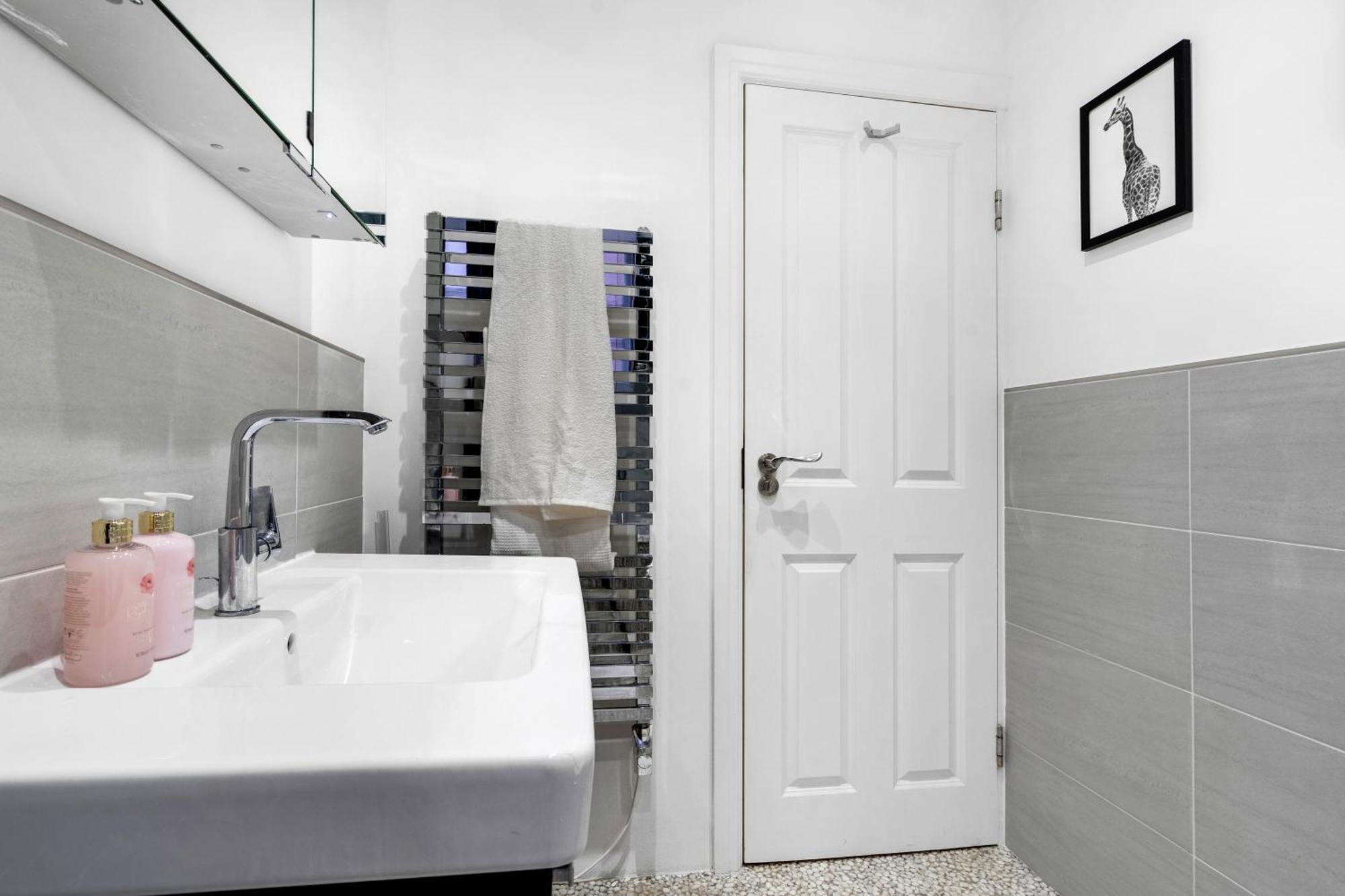 The Bronwen Apartment