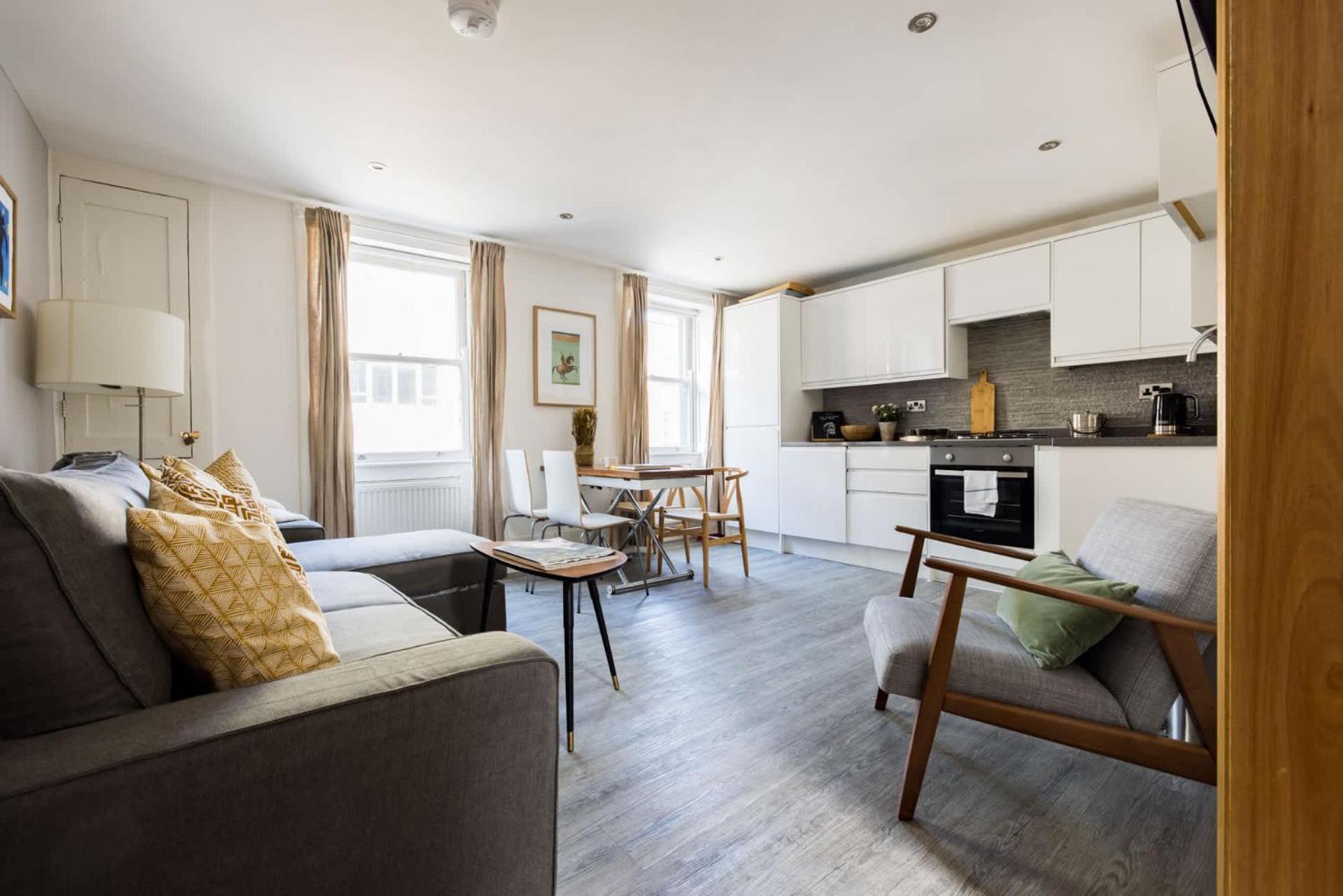 Modern 3-bed Duplex In Fitzrovia Near Oxford Street Leilighet
