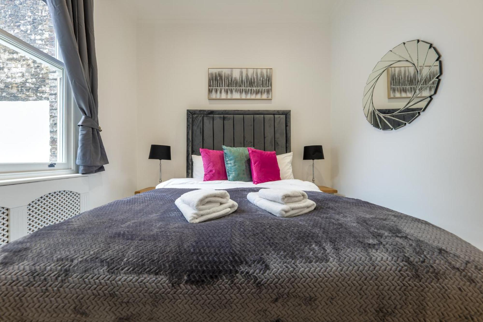 Apartment The Signature Residences London