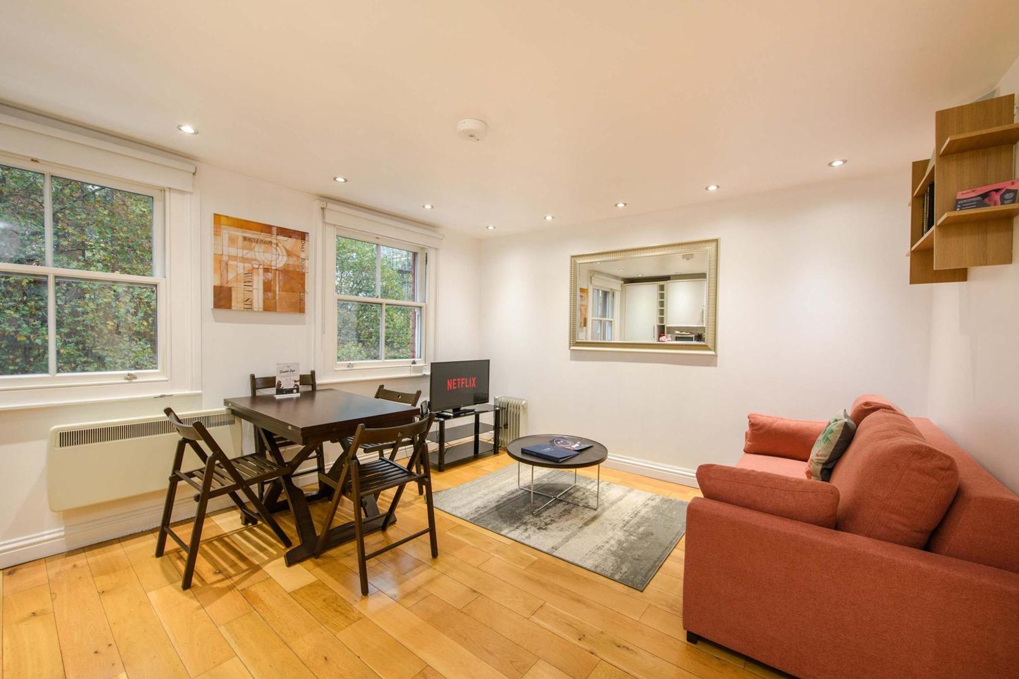 The Play Pen - Holborn - By Frankie Says Appartement *