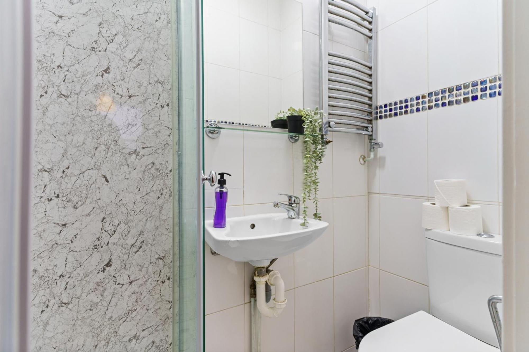 Livestay Affordable One Bedroom & Studio In India Docks E14 Apartamento