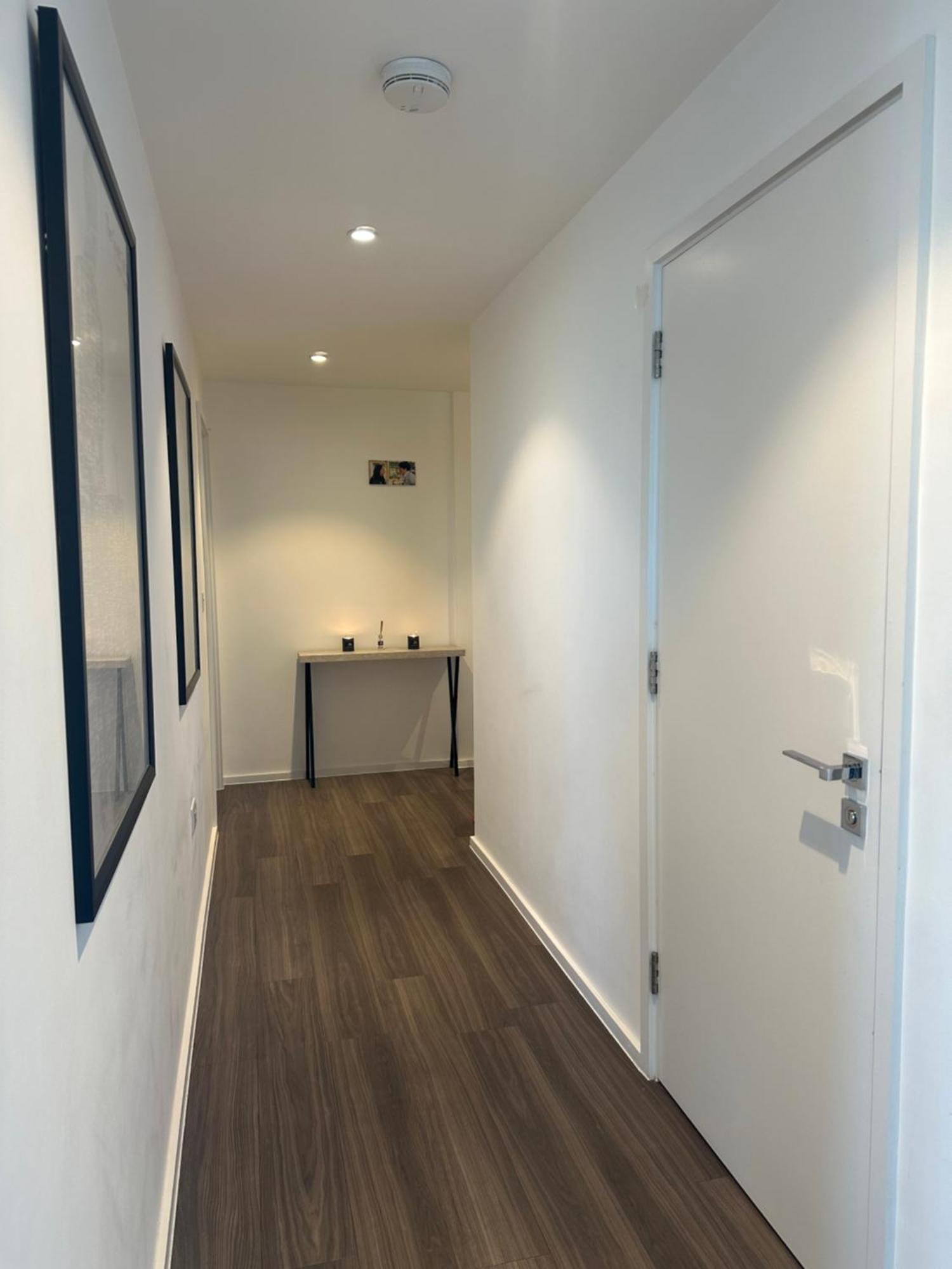 Chic 2-bedroom With Stunning Views In * Londres