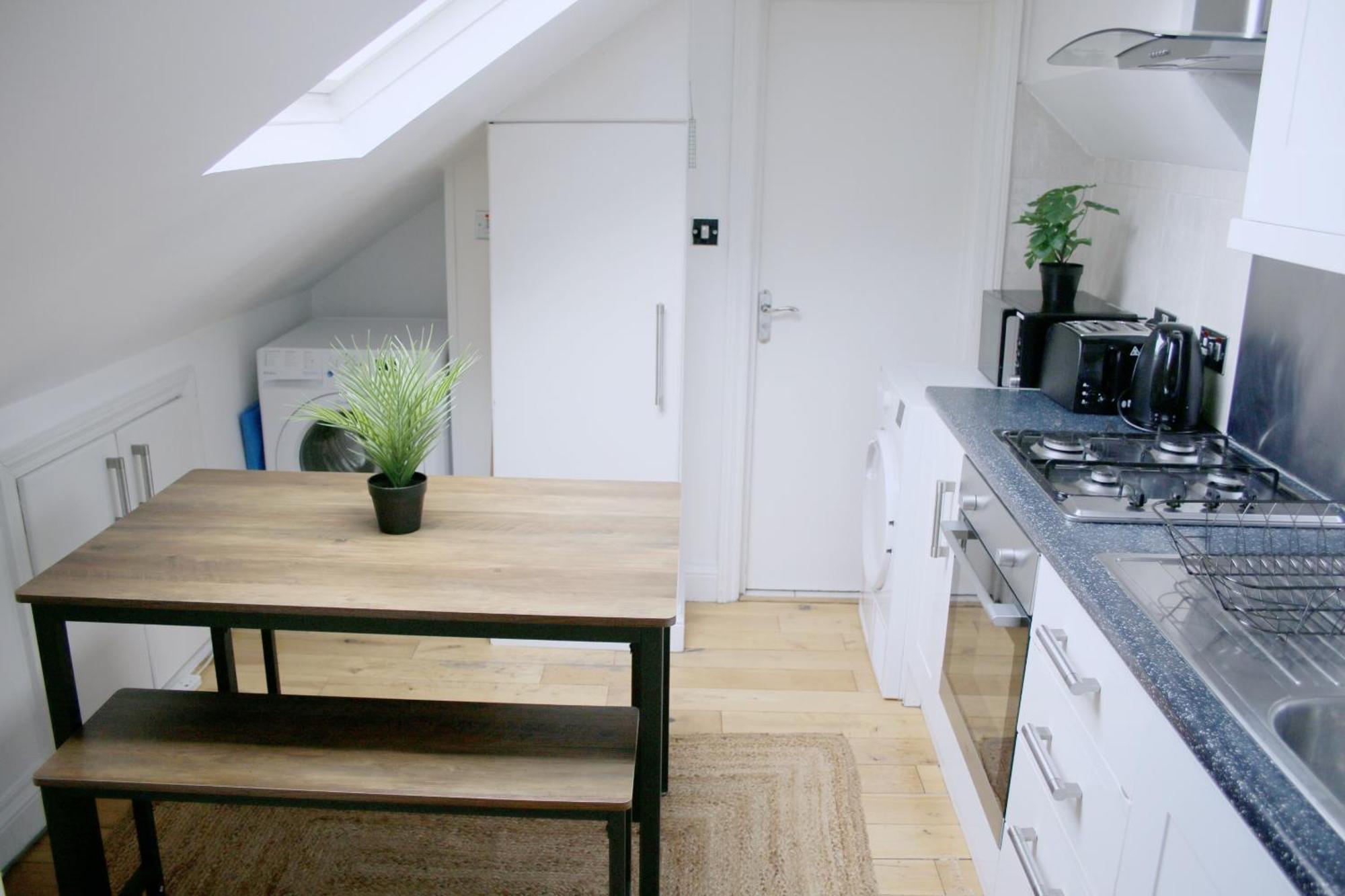 Cosy 3 Bedroom Flat, Hackney *