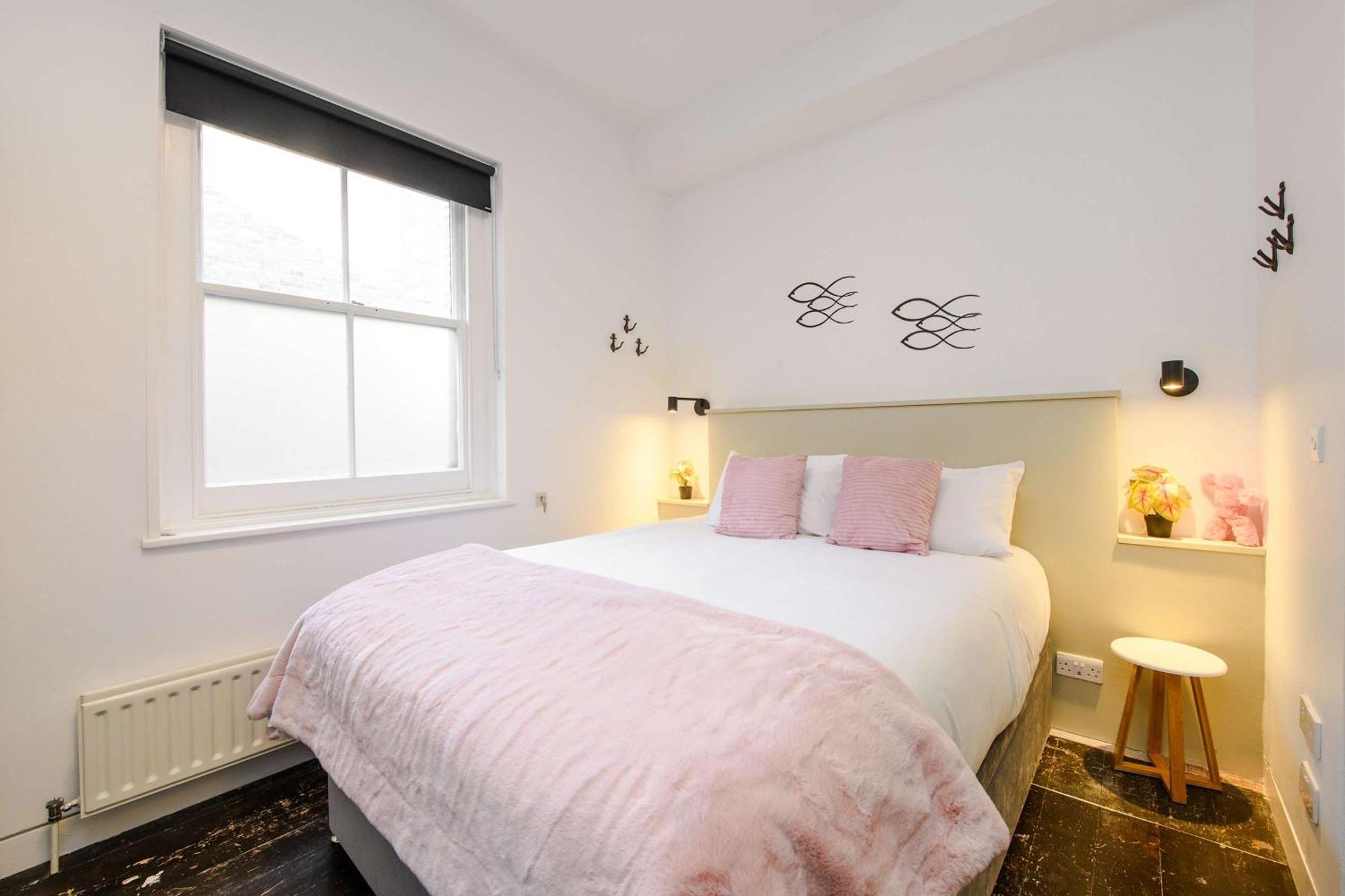 The Cheeky Hideaway-borough- By Frankie Says *