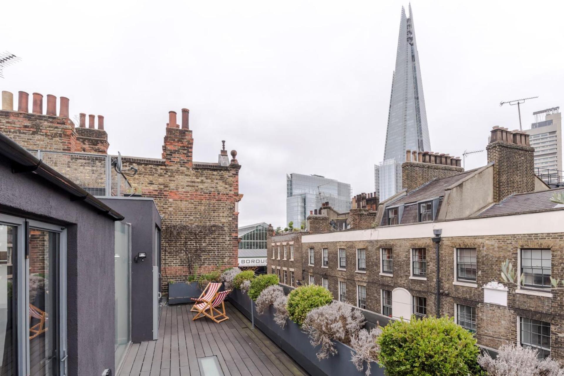 The Cheeky Hideaway-borough- By Frankie Says Apartment *