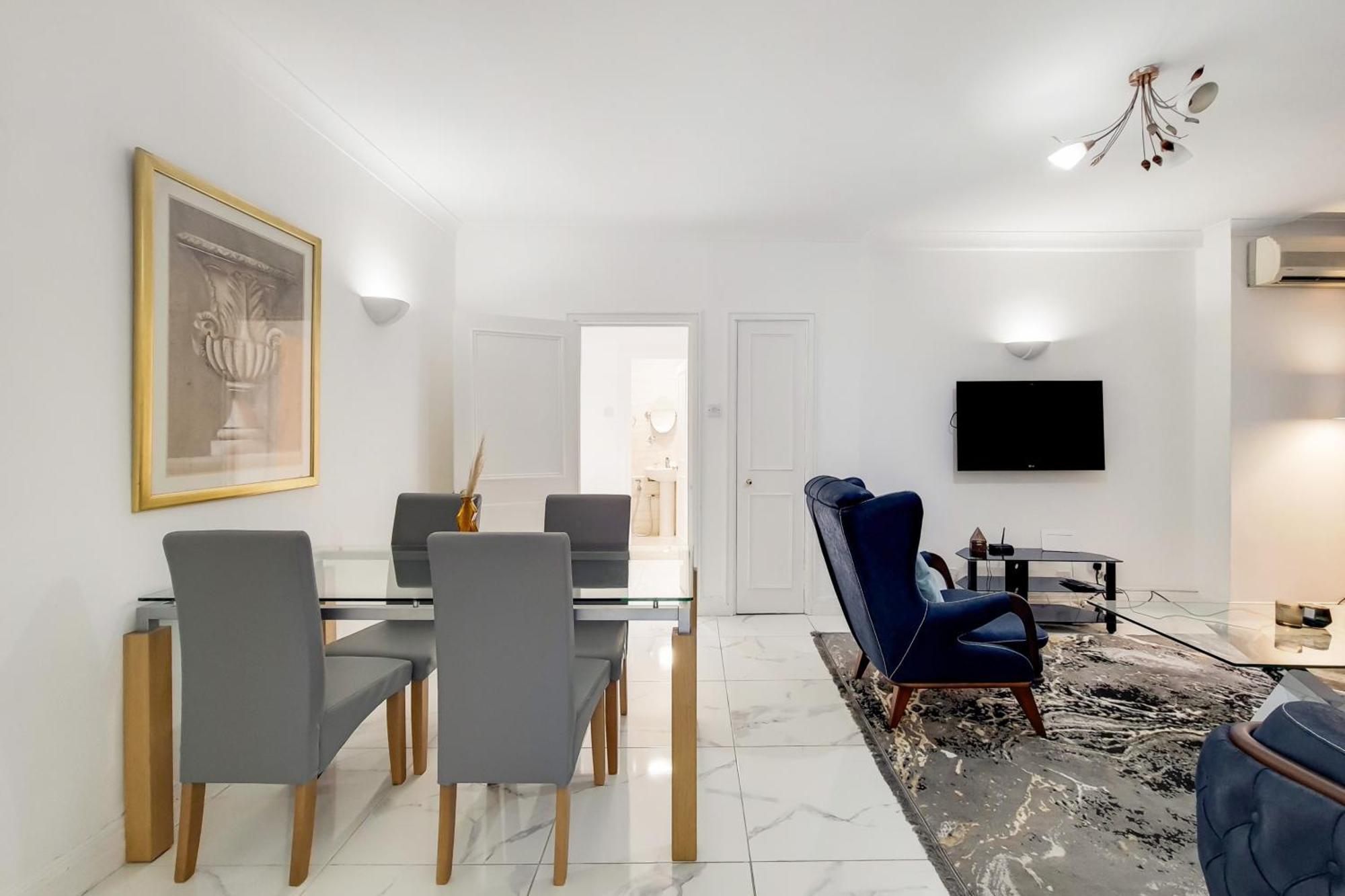 Apartment The Princes Residences London