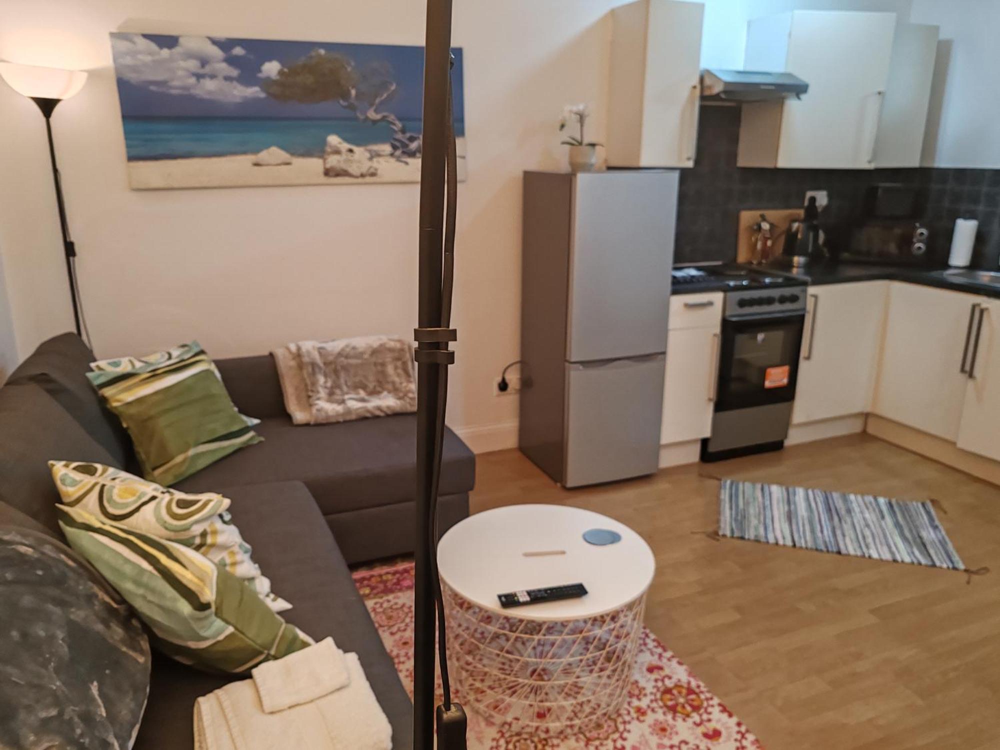 Two Bedroom In Queensway, W2, Appartement Londen