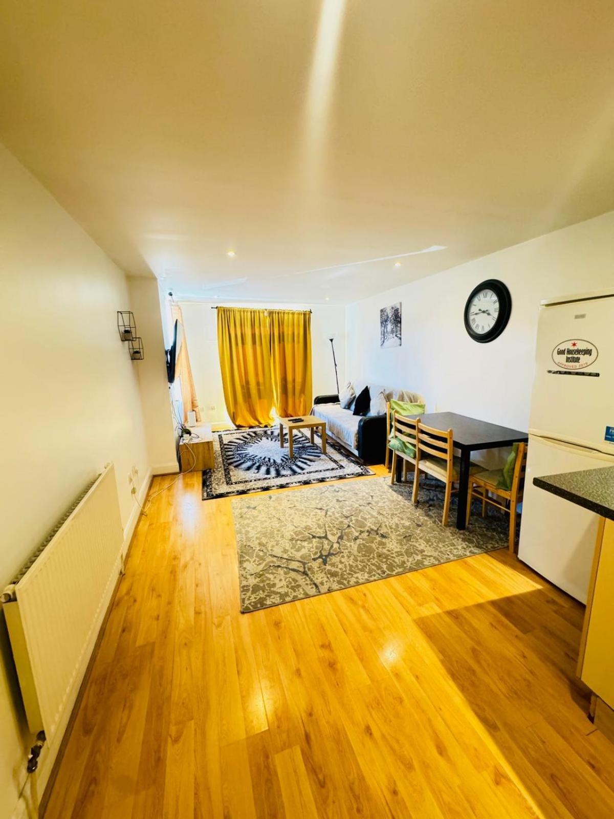 Apartamento Fabulous In Kilburn Londres