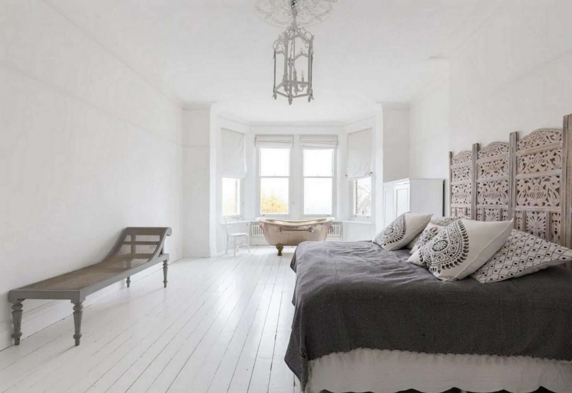 7br Holiday In Near Hyde Park- If You Want To Book, Please Contact On Wh-ats-app - 0034-605-434-371 !!!! Villa London