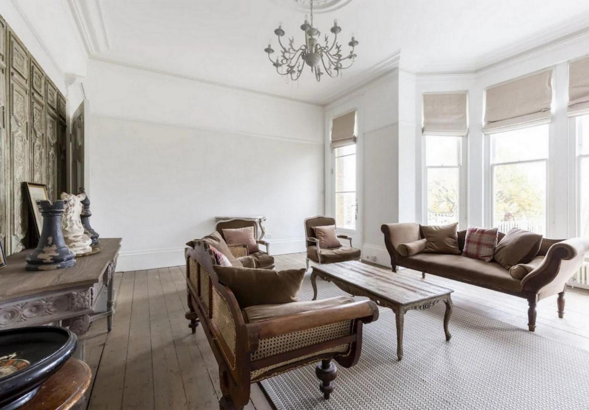 7br Holiday In Near Hyde Park- If You Want To Book, Please Contact On Wh-ats-app - 0034-605-434-371 !!!! Villa London