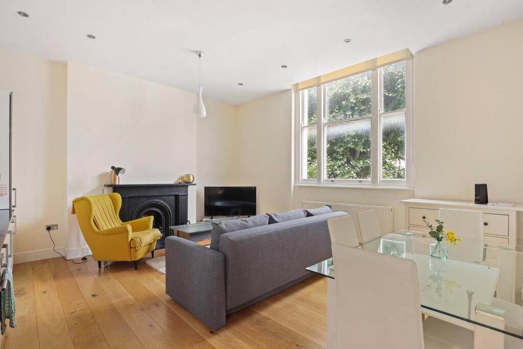 Stylish 1-bed Flat In Prime Kensington Location Apartment London