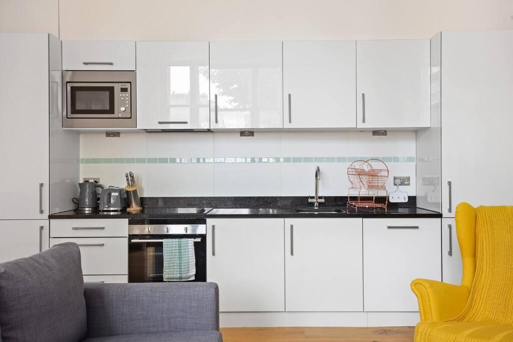 Apartment Stylish 1-bed Flat In Prime Kensington Location *