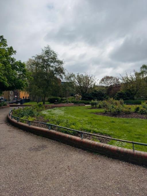 Cosy Flat Near Tower Bridge And Shard Apartment