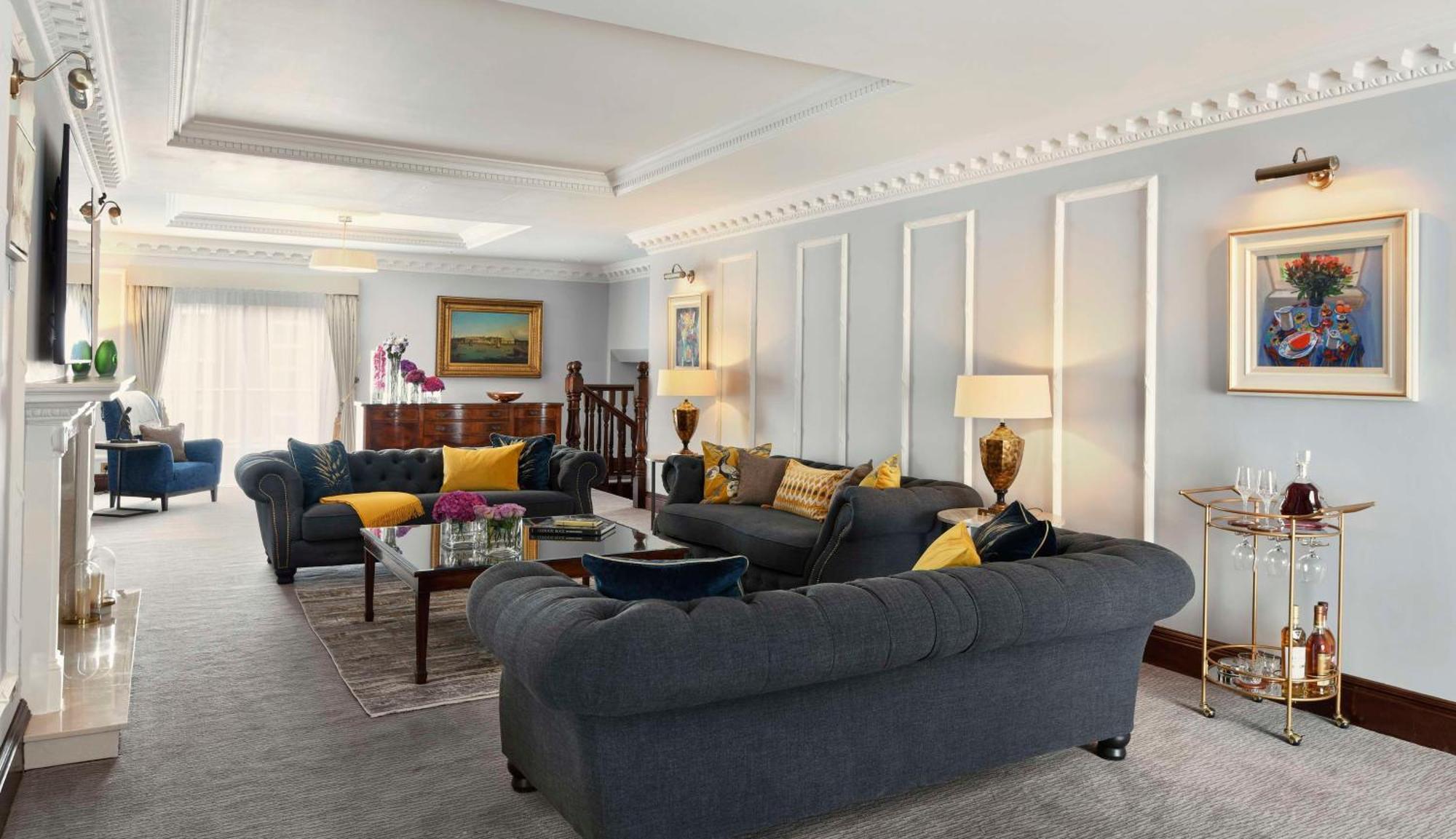 Hyatt Regency - The Churchill