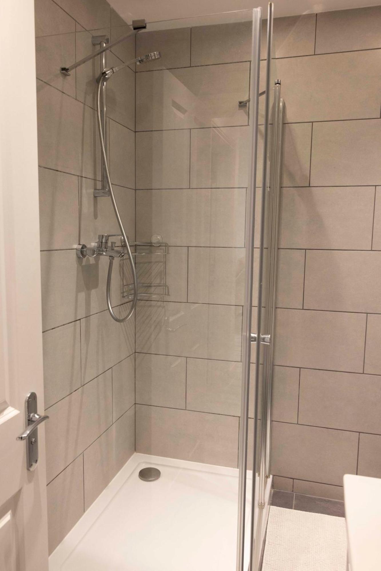 1 Bedroom Flat In Putney Appartement