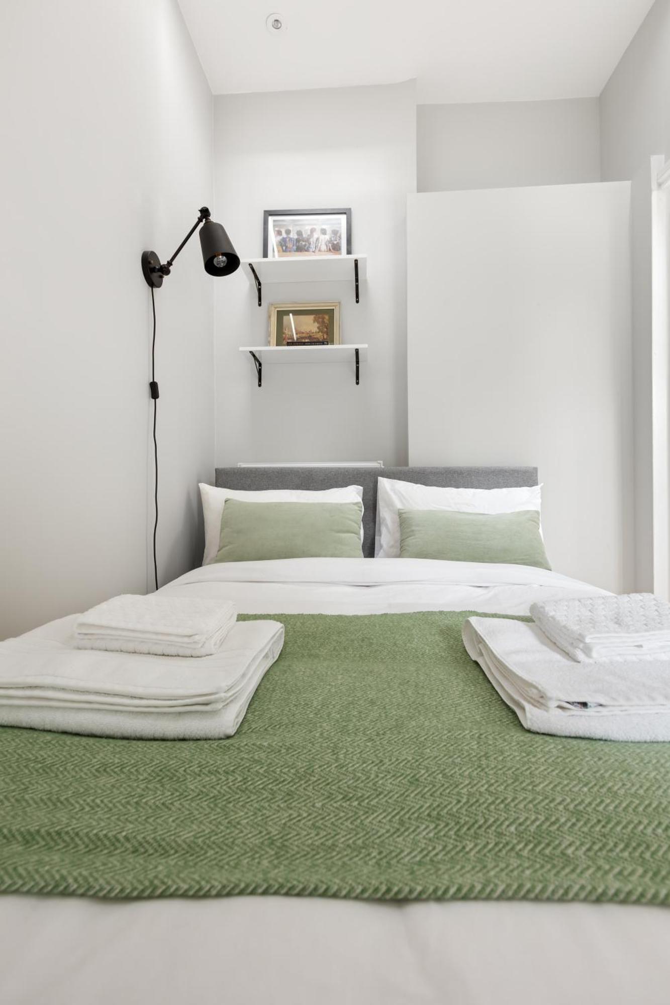 Putney Thames Garden Flat London