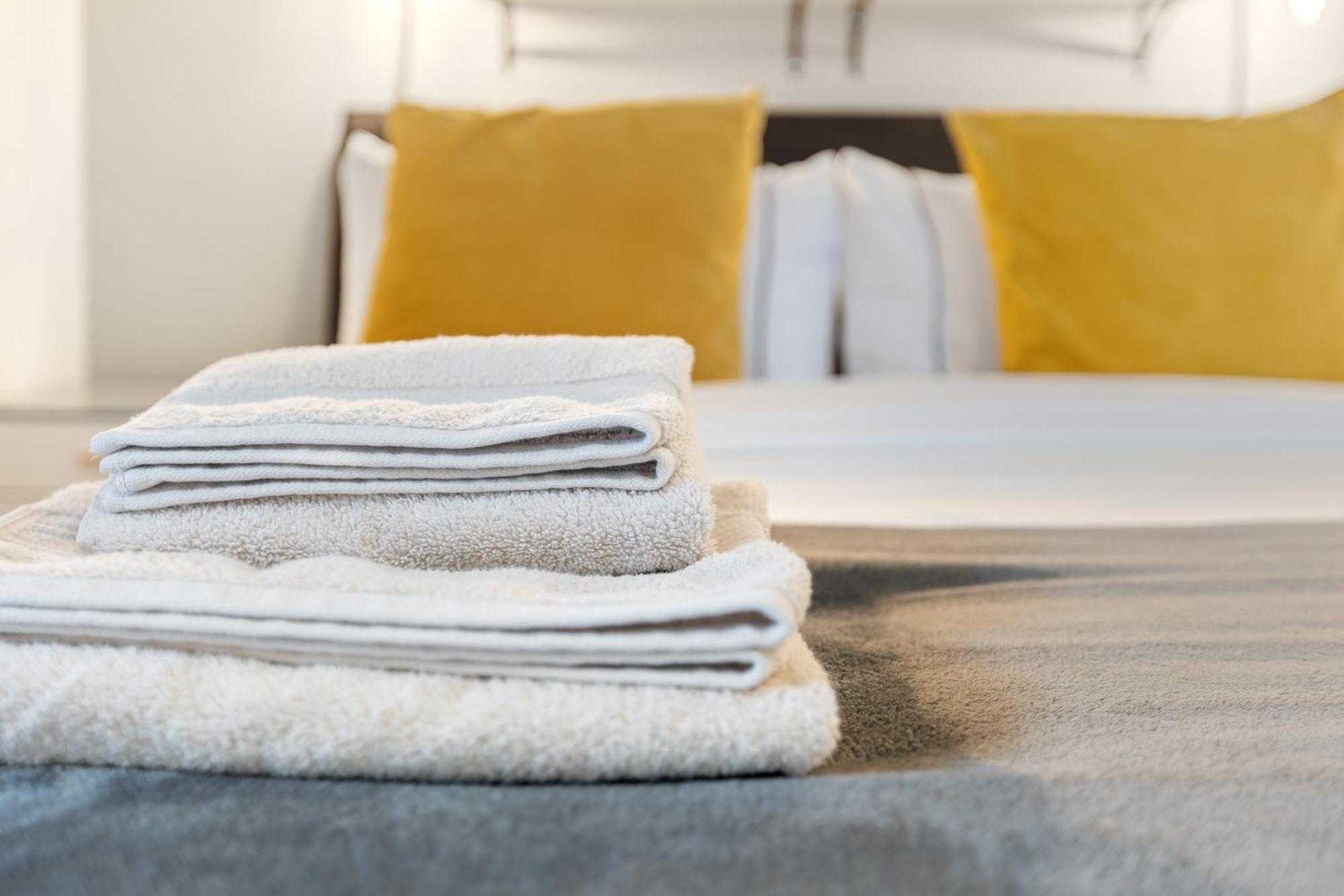 Putney Thames Garden Flat Apartment *