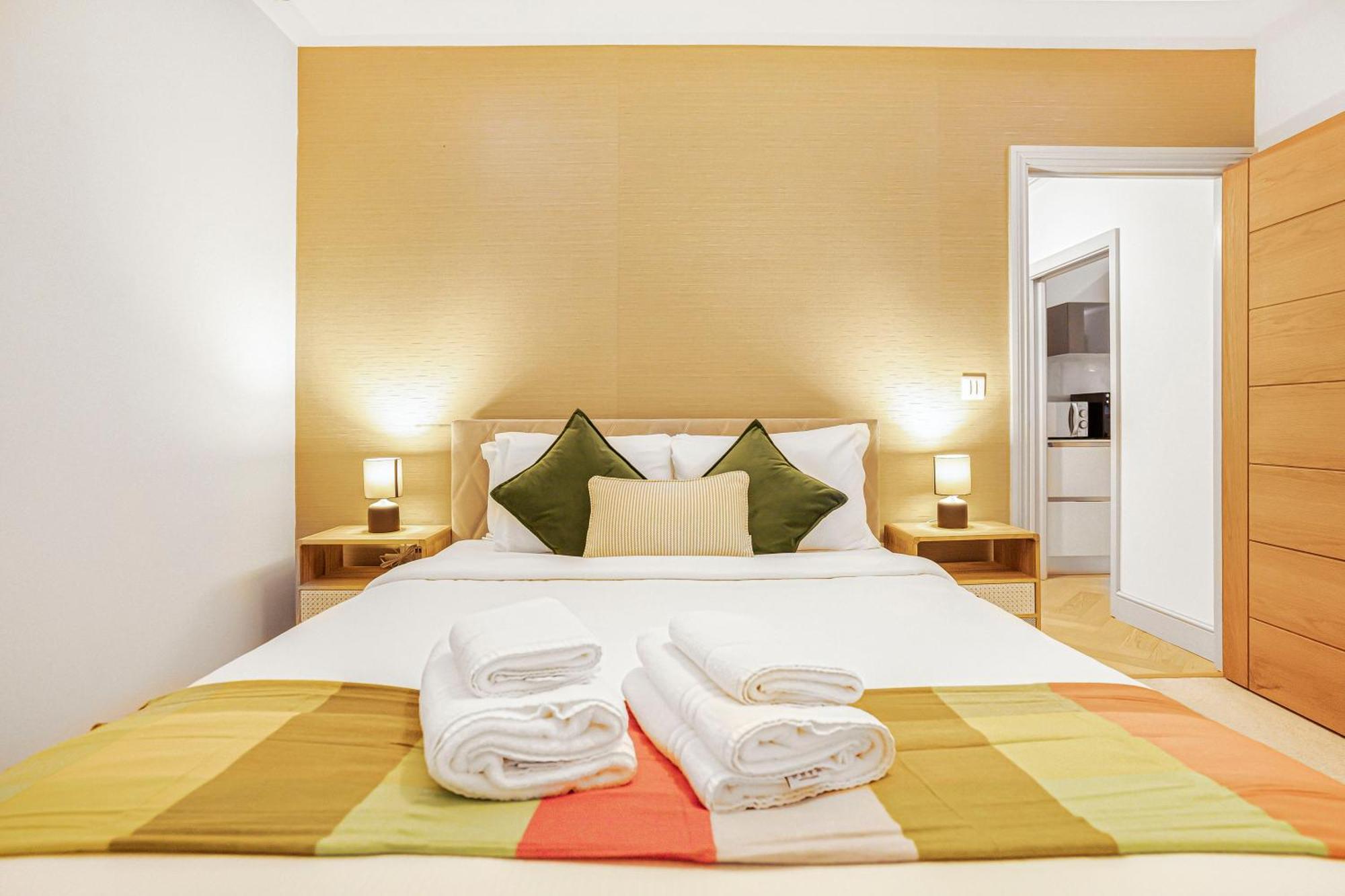 Stylish Modern By Livestay Short Lets & Serviced Nw6 Apartment *