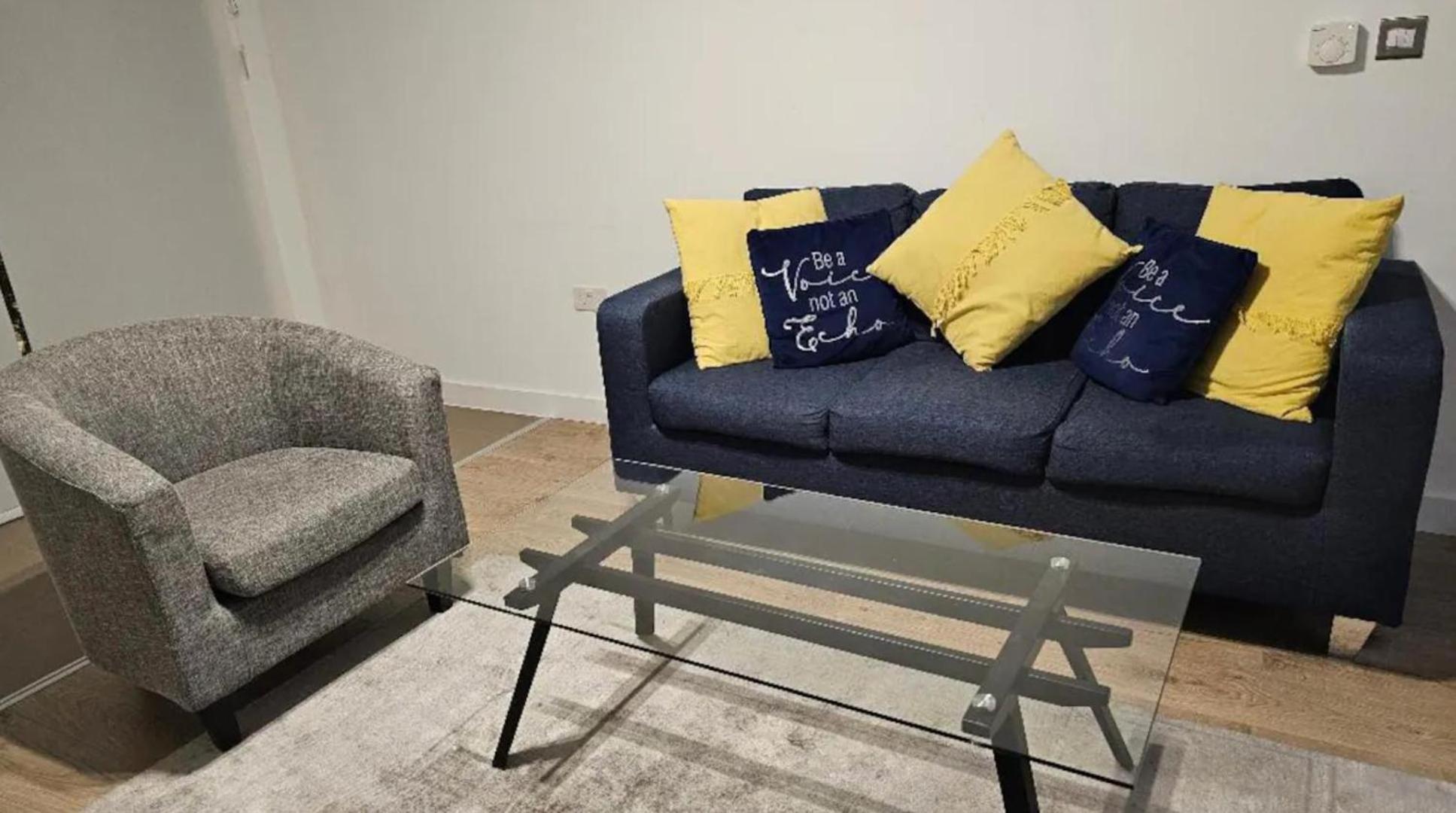 Amazing Flat With View Near Stratford Station Apartment *