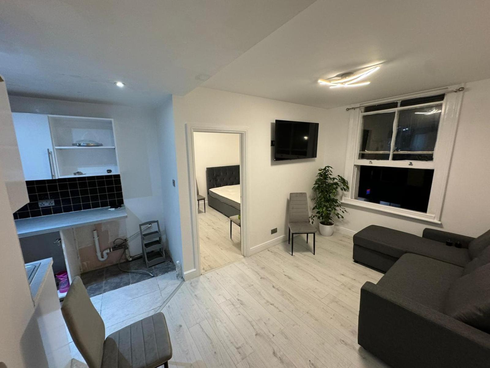 One Bedroom Flat Victoria Apartment *