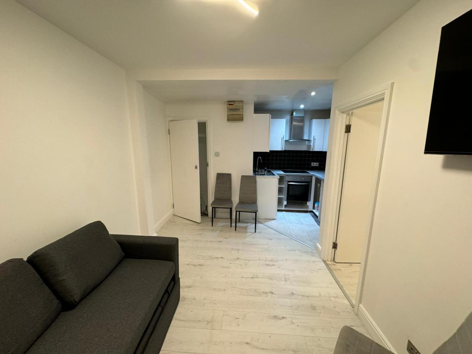 Apartment One Bedroom Flat Victoria *