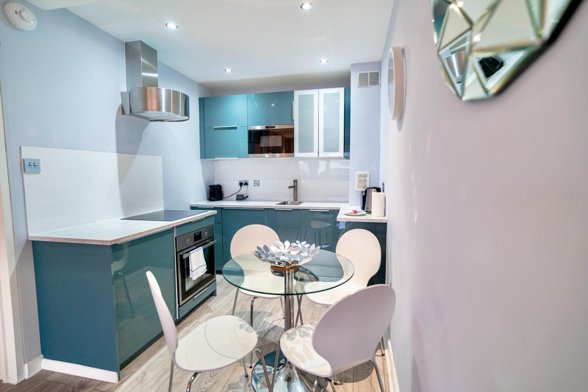 Contemporary Flat - Minutes To Oxford Street Apartment