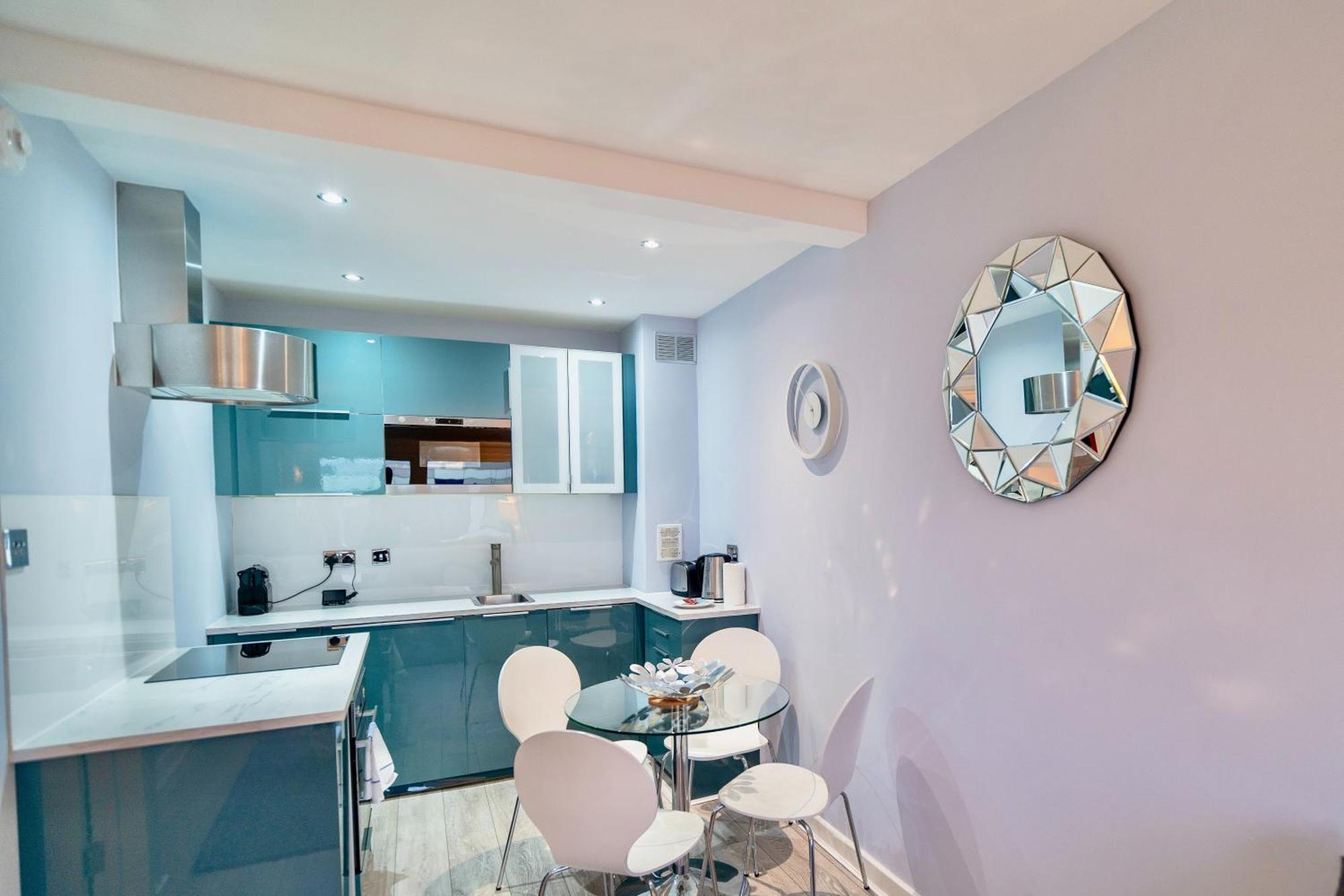 Contemporary Flat - Minutes To Oxford Street Apartment London