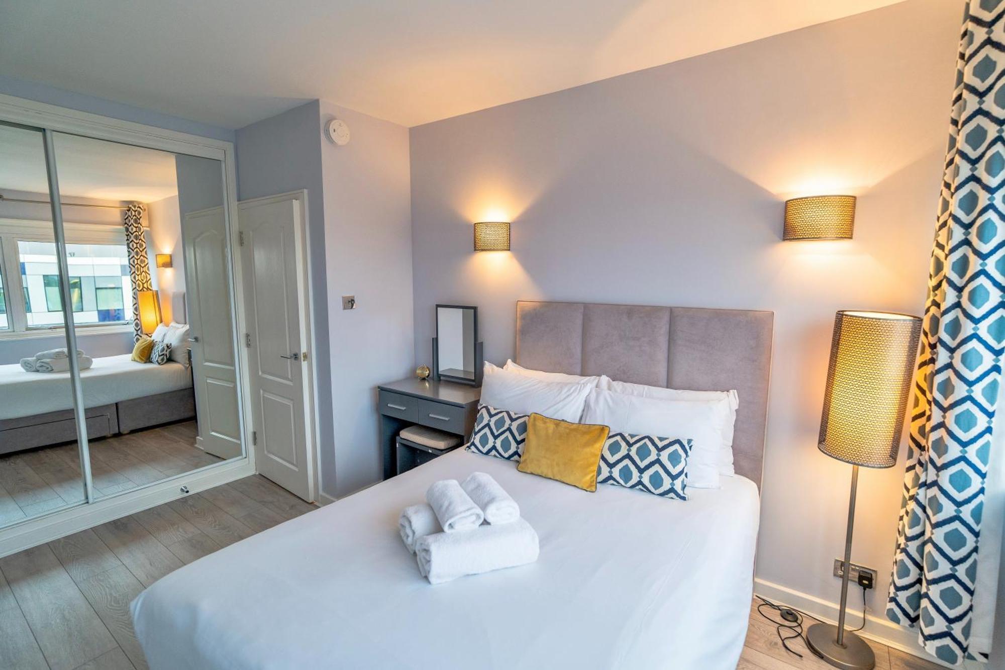Contemporary Flat - Minutes To Oxford Street Apartment