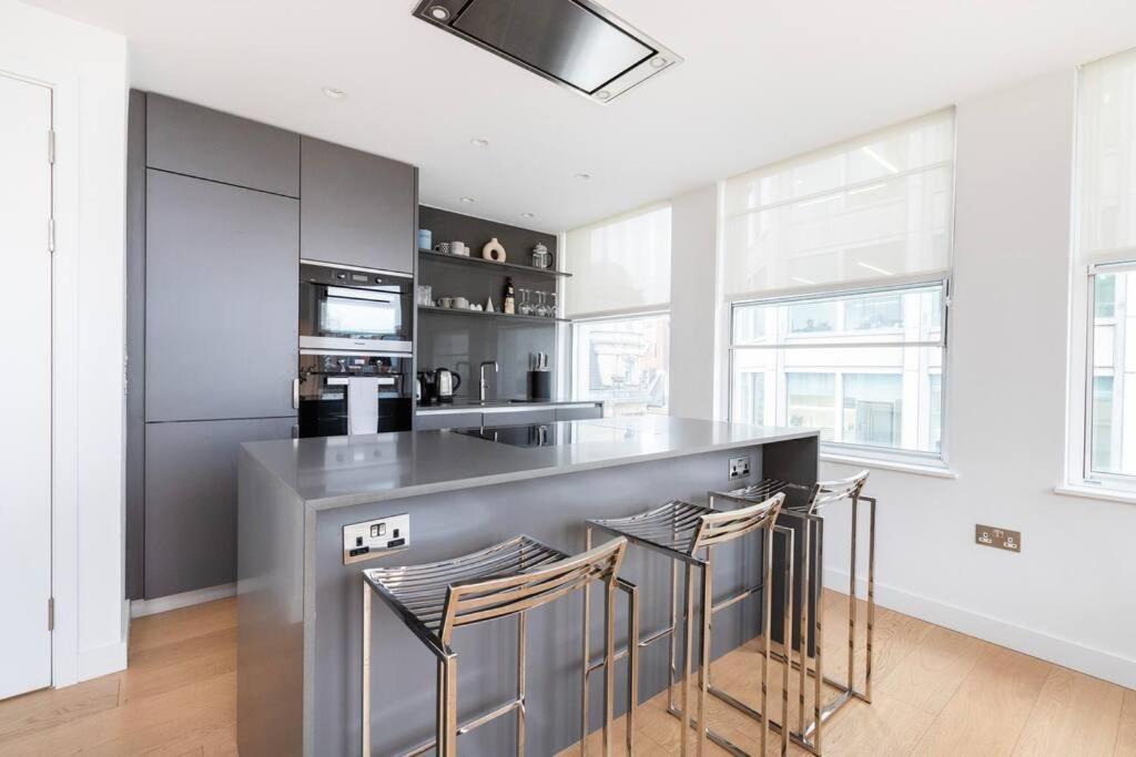 Perfect One Bed In Park Station * London
