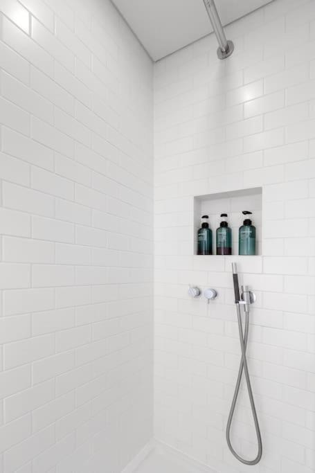 Perfect One Bed In Park Station Apartment *