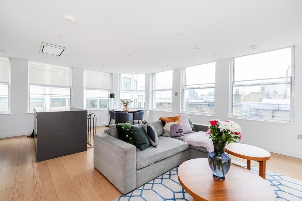 Perfect One Bed In Park Station