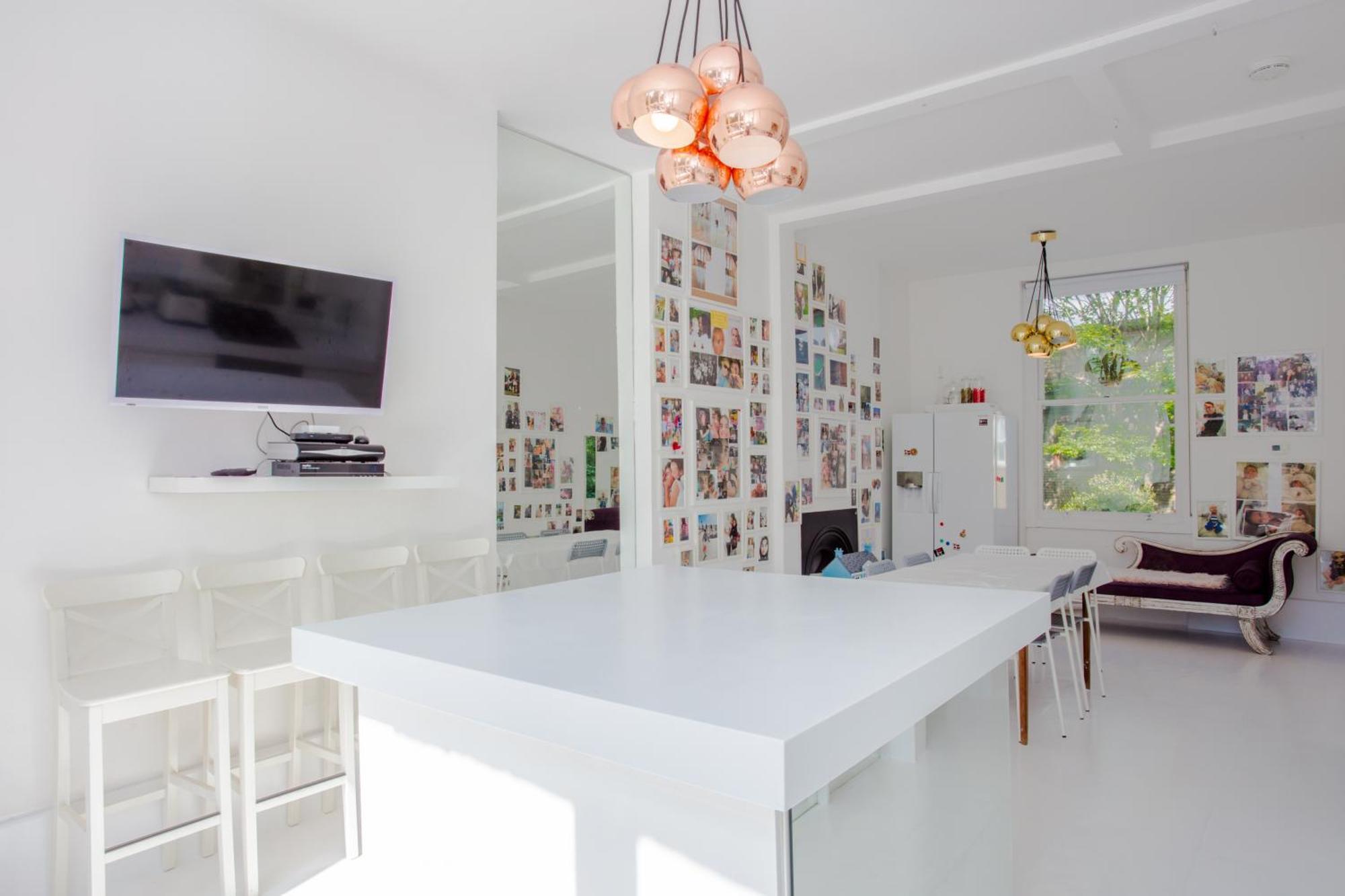 Huge 5 Storey 4 Bed Terraced Family In Queens Park London