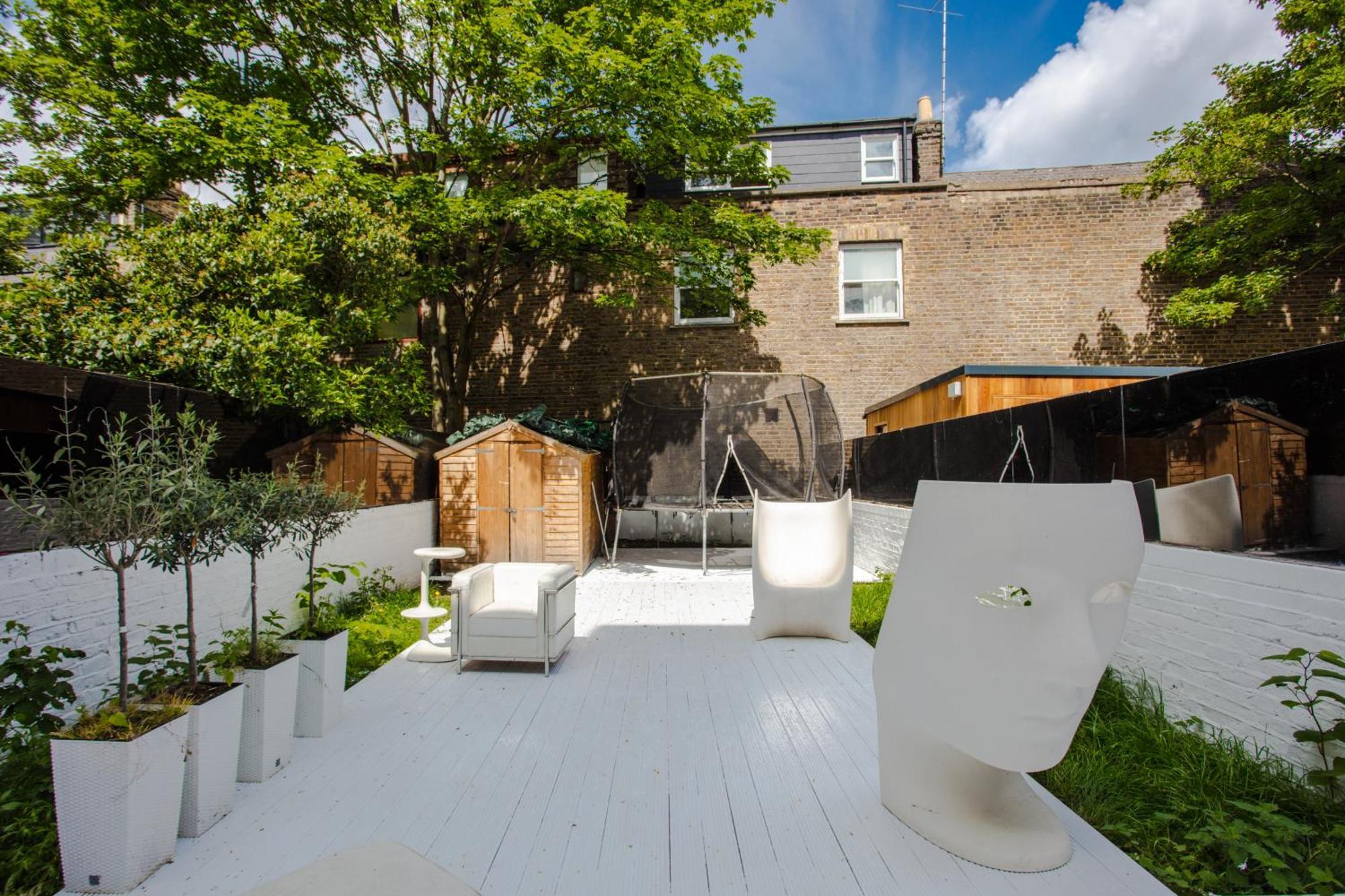 Huge 5 Storey 4 Bed Terraced Family In Queens Park * London