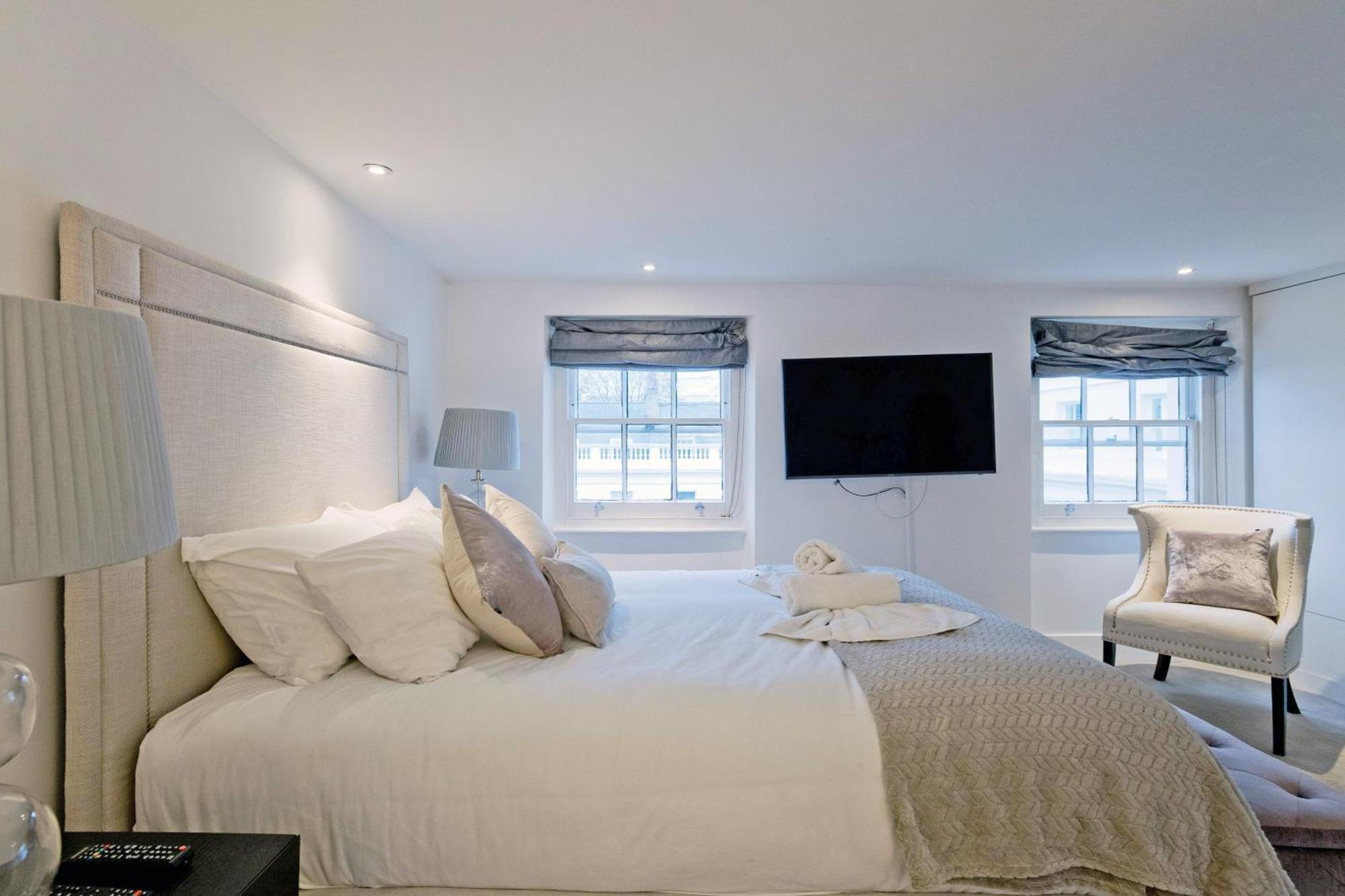 Imperial Victoria Square Privat overnatting