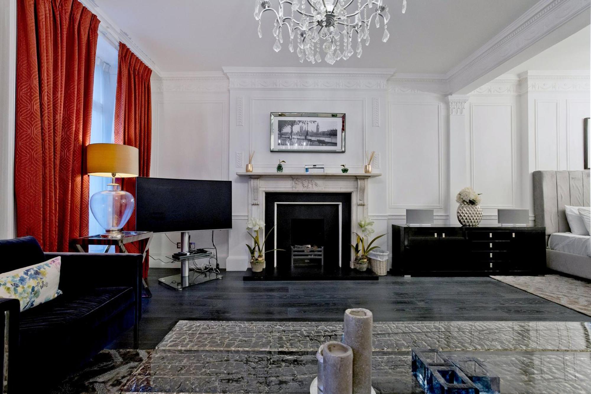 Imperial Victoria Square Privat overnatting