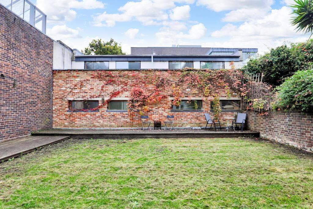 Stylish Camden Flat With Private Garden And Parking *