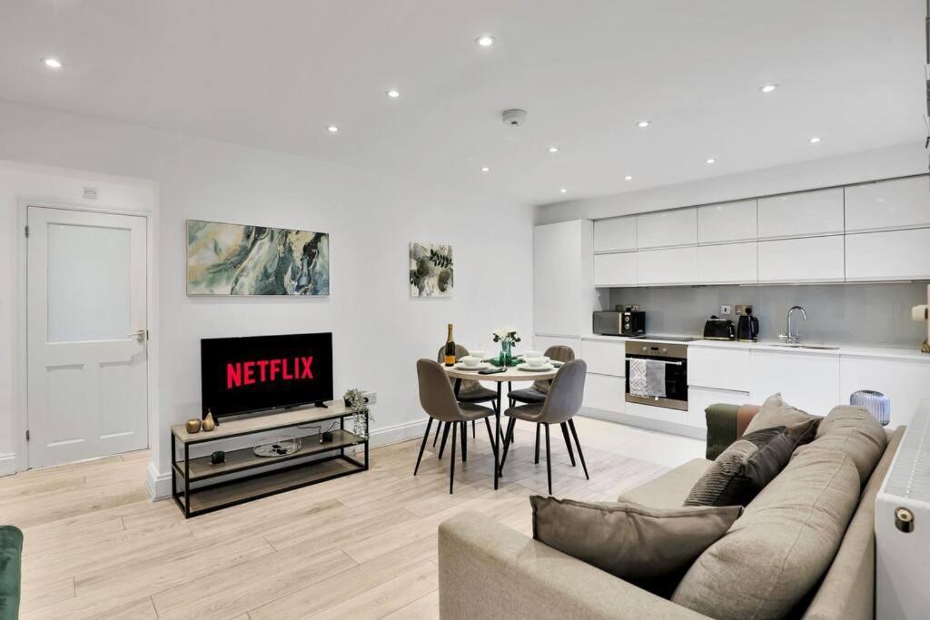 Stylish Camden Flat With Private Garden And Parking Apartment *