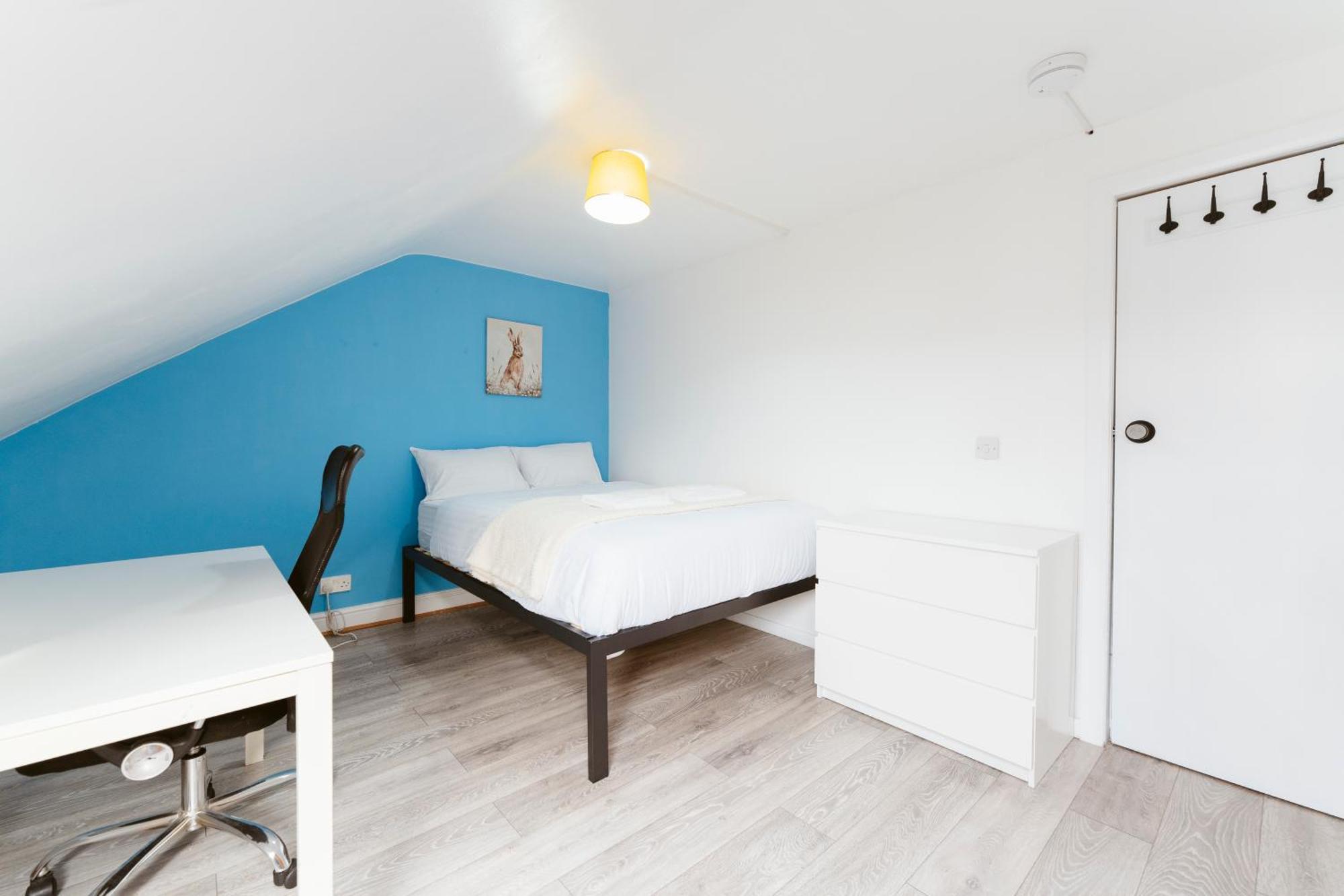 White Double Guest house London