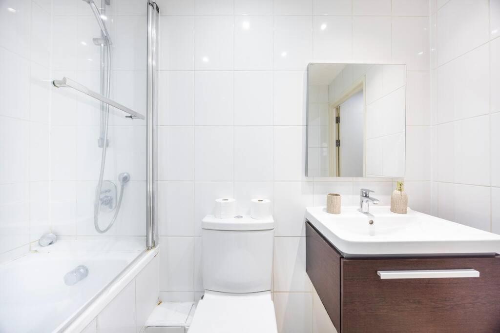 Stylish 2 Bedroom Haven By Liverpool Street