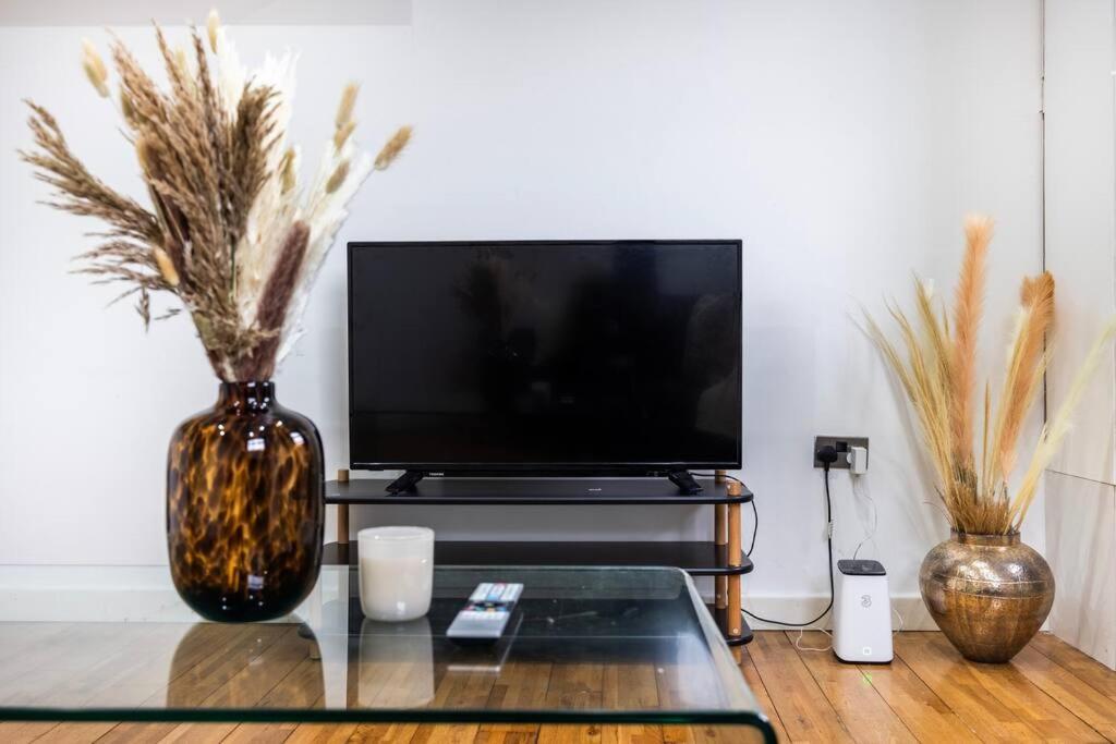 Stylish 2 Bedroom Haven By Liverpool Street
