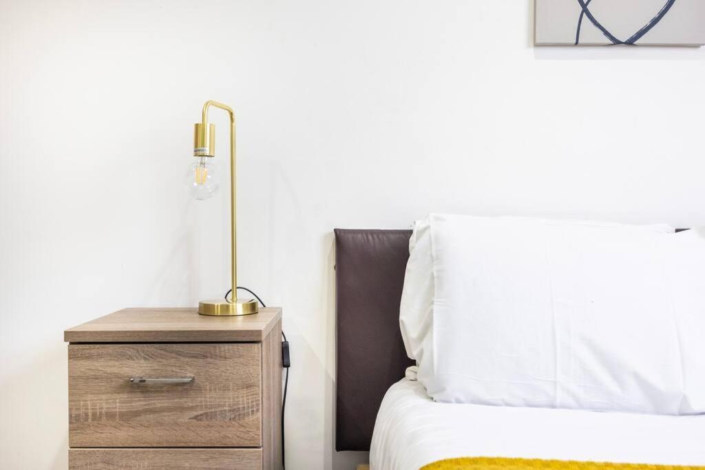 Stylish 2 Bedroom Haven By Liverpool Street * London
